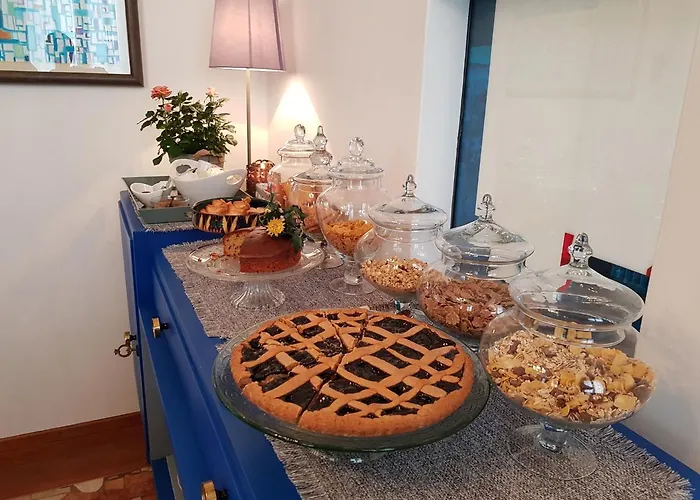 Alojamento de Acomodação e Pequeno-almoço La Serliana -